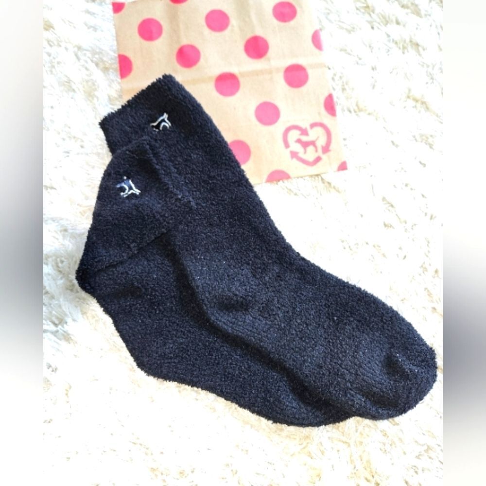 Victorias Secret PINK Black Fuzzy socks One Size Slippers Dog Logo Y2k Womens